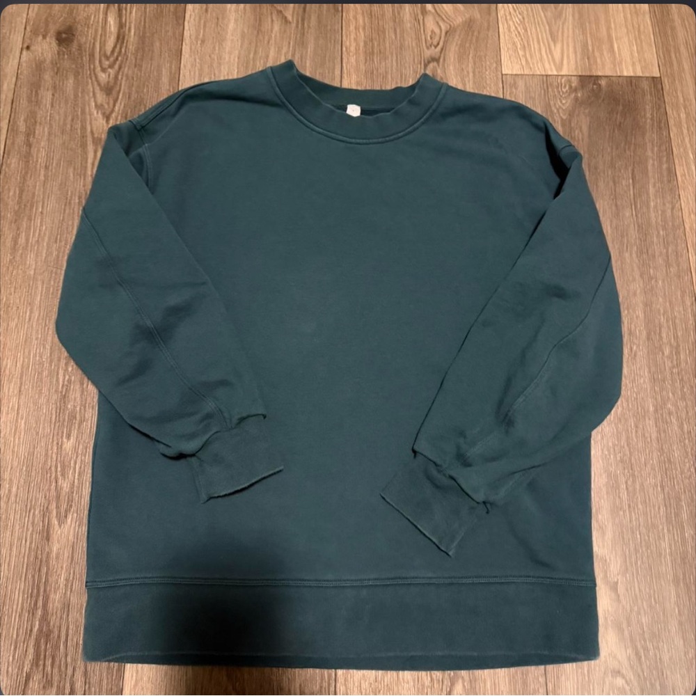 lululemon athletica Men's Crewneck Sweater in Deep Teal